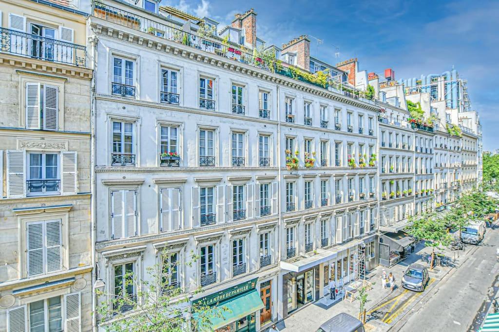 Bright Parisian Flat - Marais *