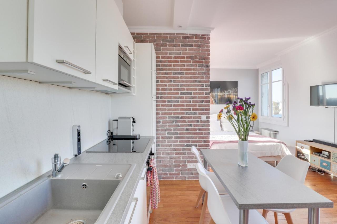 Appartement Eiffel Tower View + Terrace Saint Germain Des Pres *
