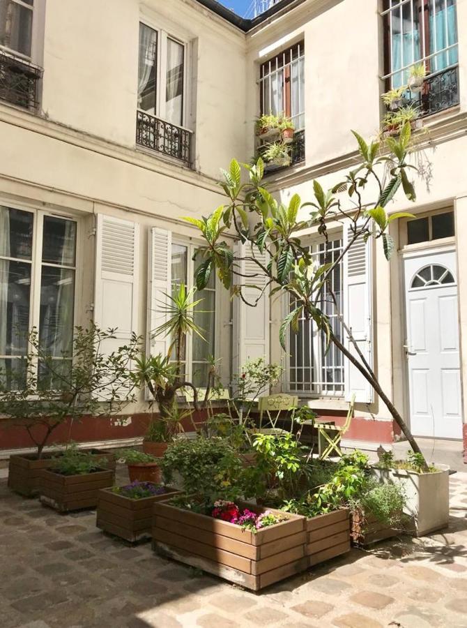 Apartment Design Et Lumineux A 3 Min Du Metro Jaures Paris