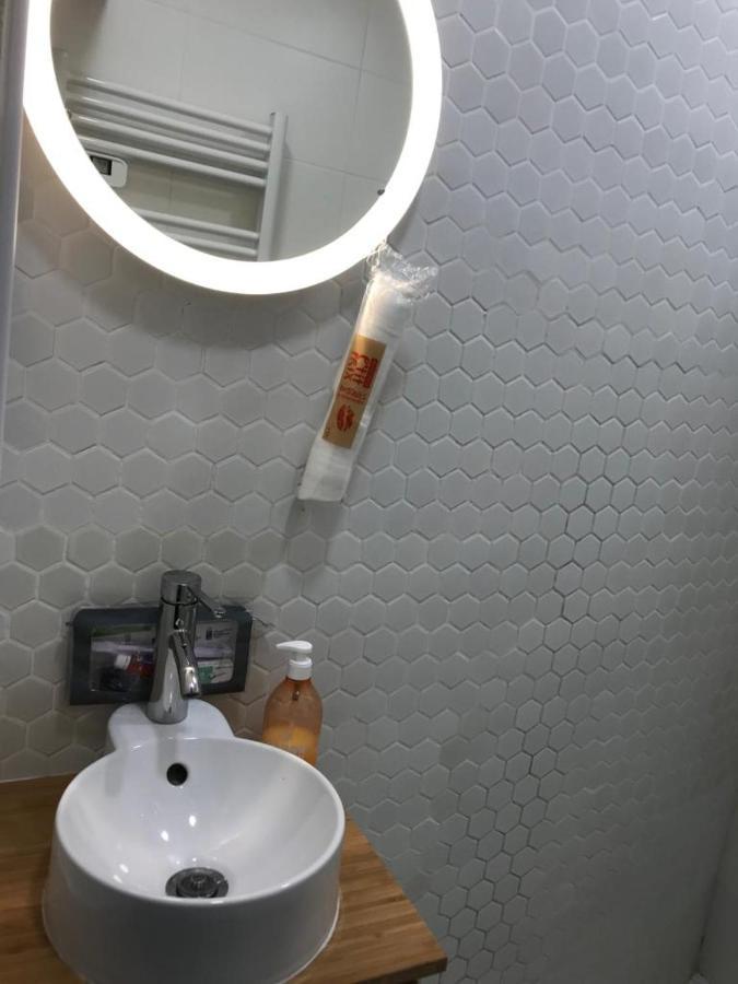 Design Et Lumineux A 3 Min Du Metro Jaures Apartment *