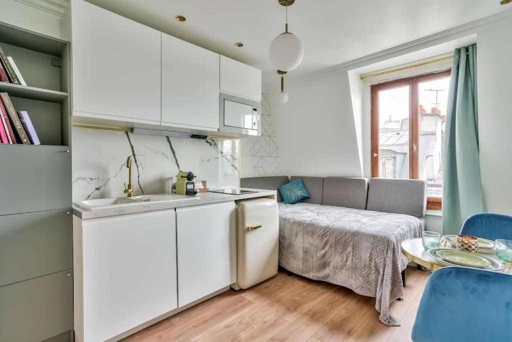 Appartement Studio Sur Les Toits Parisiens Paris