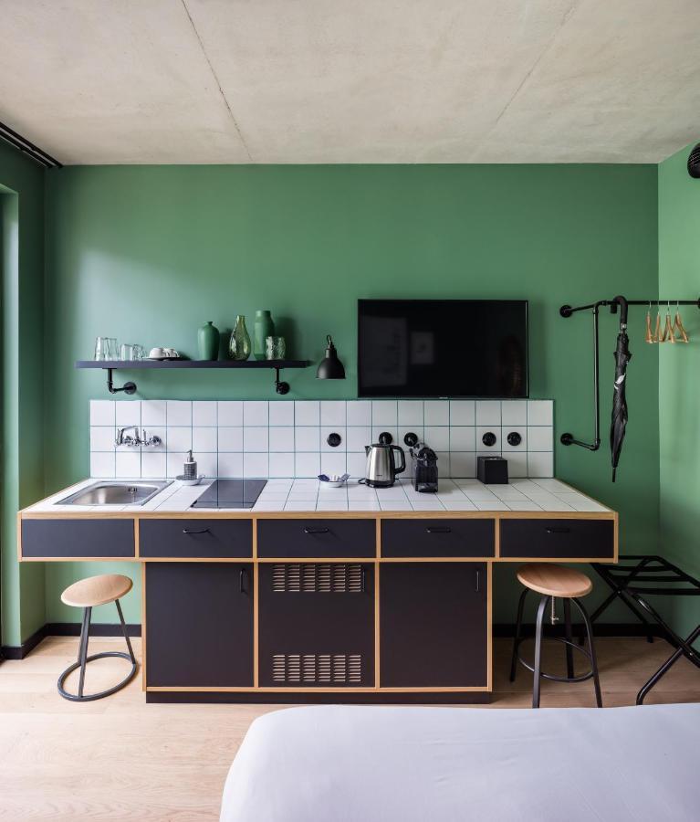 Deskopolitan House 3*