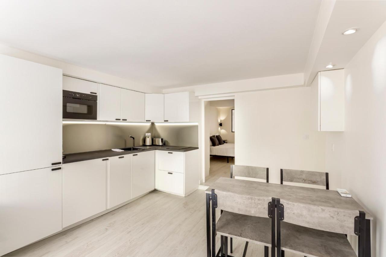 Design 1 Bdr With Ac Paris