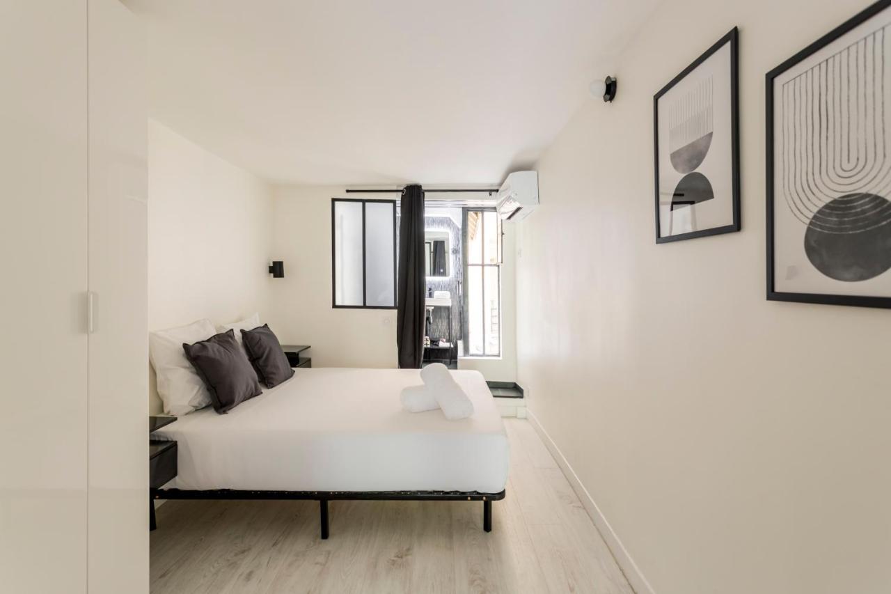 Design 1 Bdr With Ac Paris