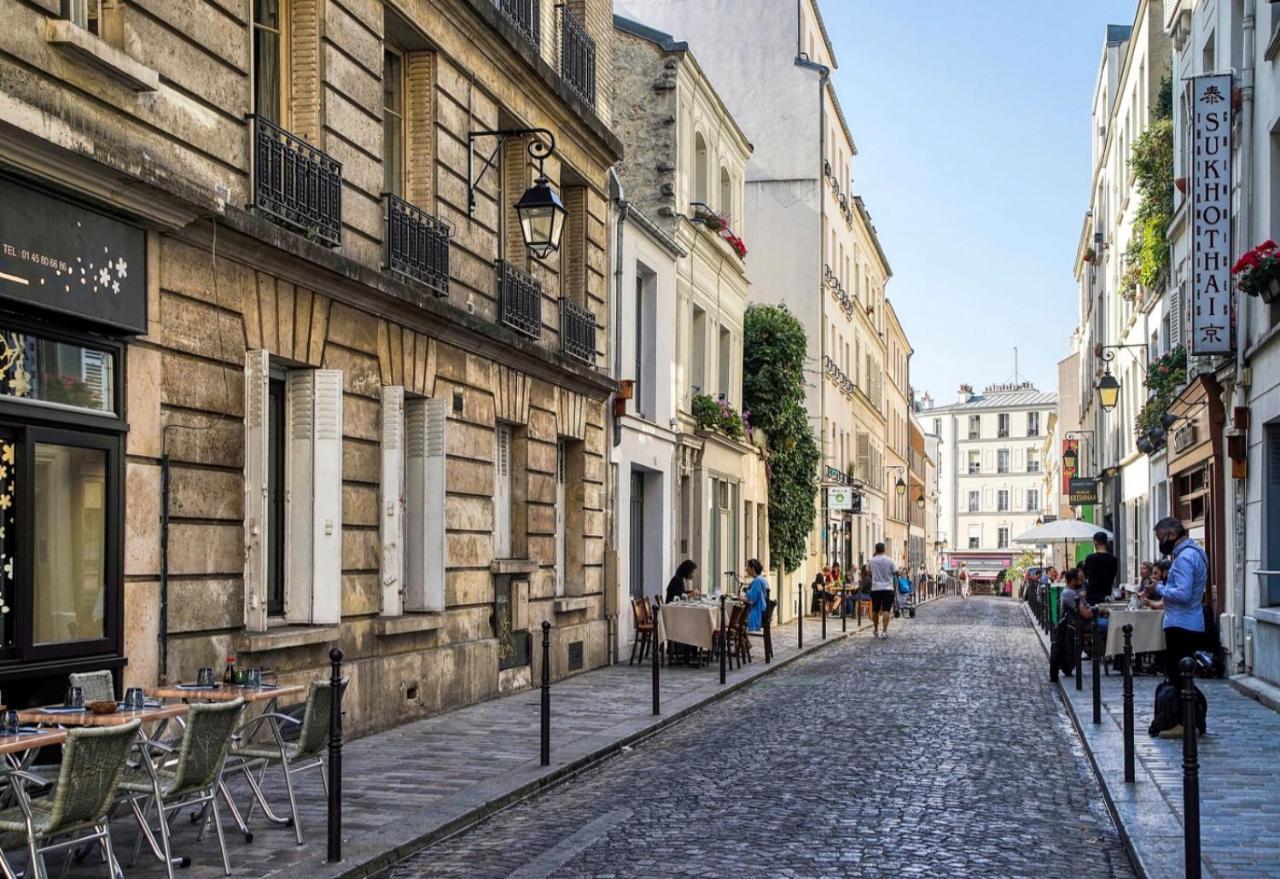 Charming Parisian * Paris