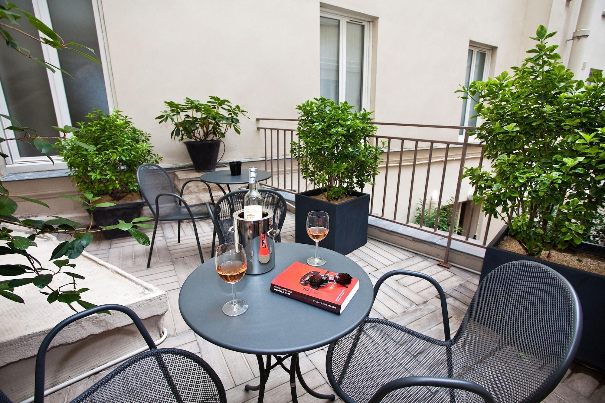 Du Printemps Hotel 2*