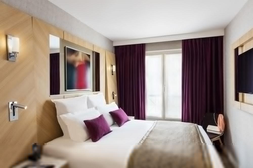 Louvre Saint-honoré 4*