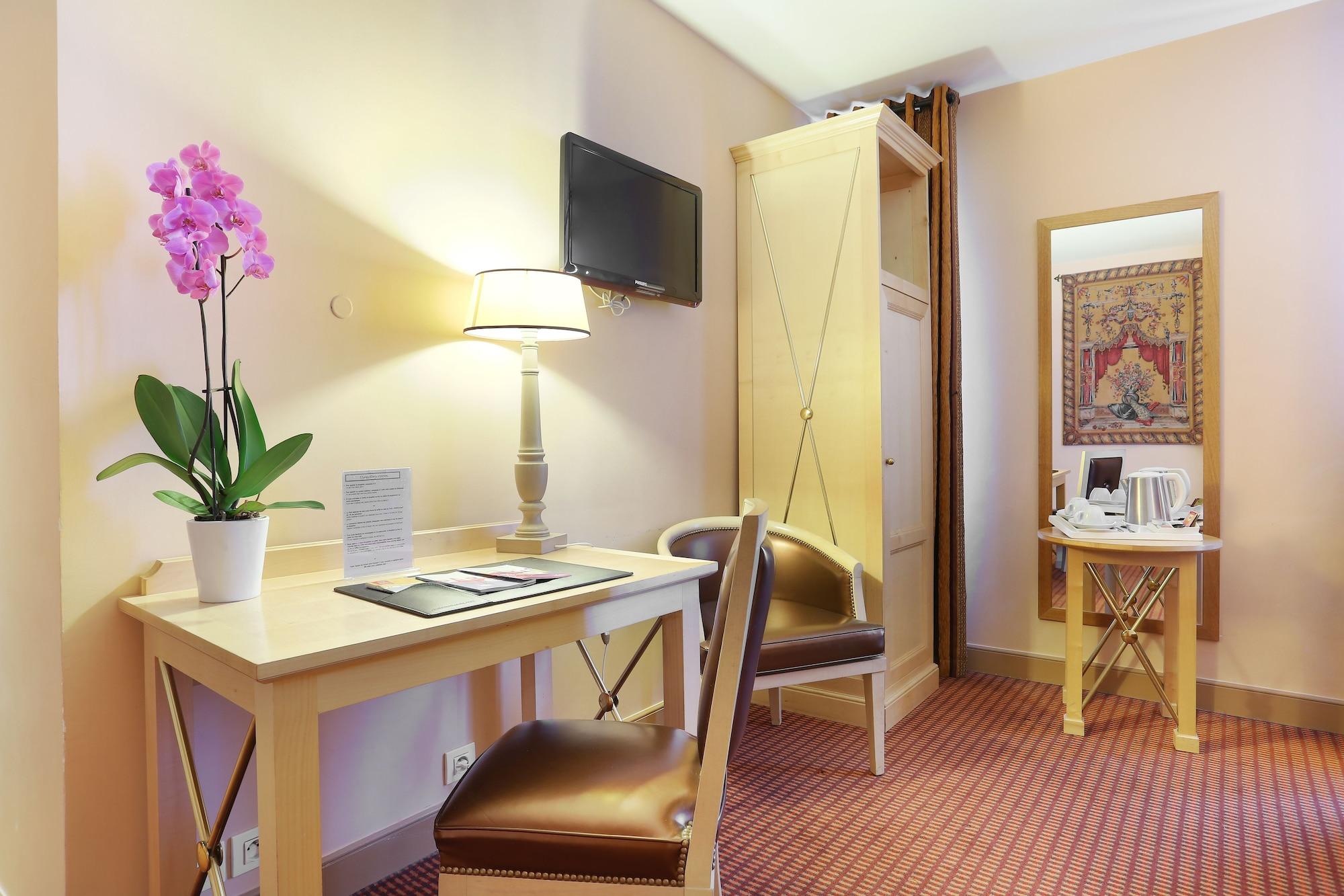 Saint Germain Hotel