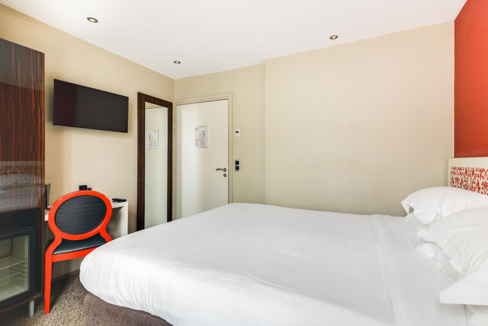 Pavillon Nation Hotel Paris