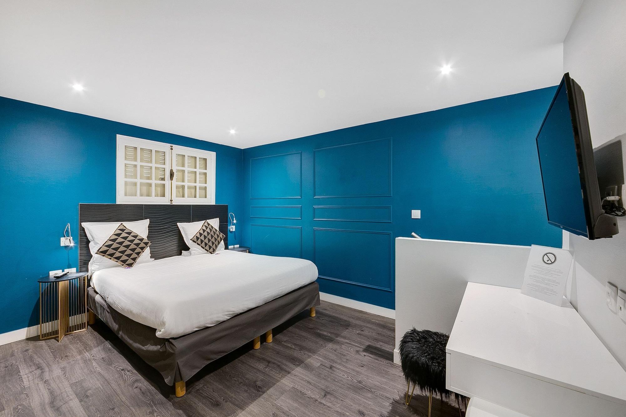 Hotel The Element 3*
