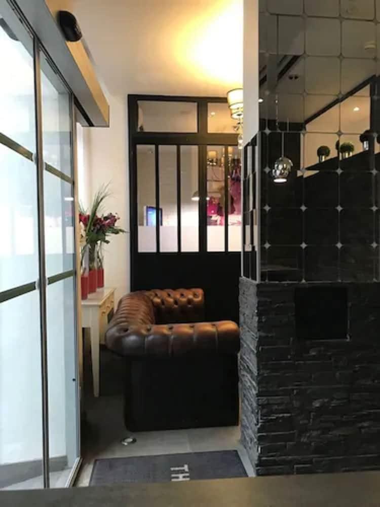 Hotel The Element