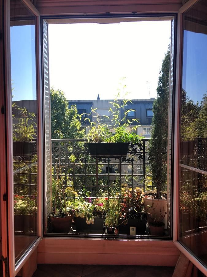 2 Bedrooms Chic 18th District *