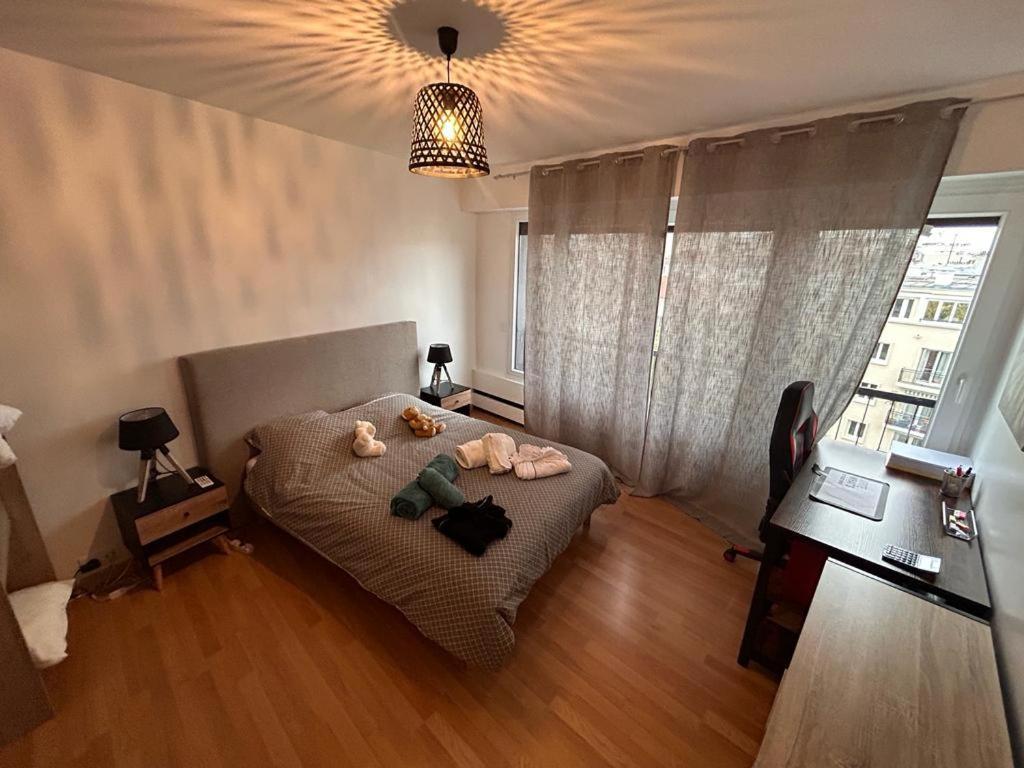 Charme Et Confort - Proche Tour Eiffel 16 Apartment