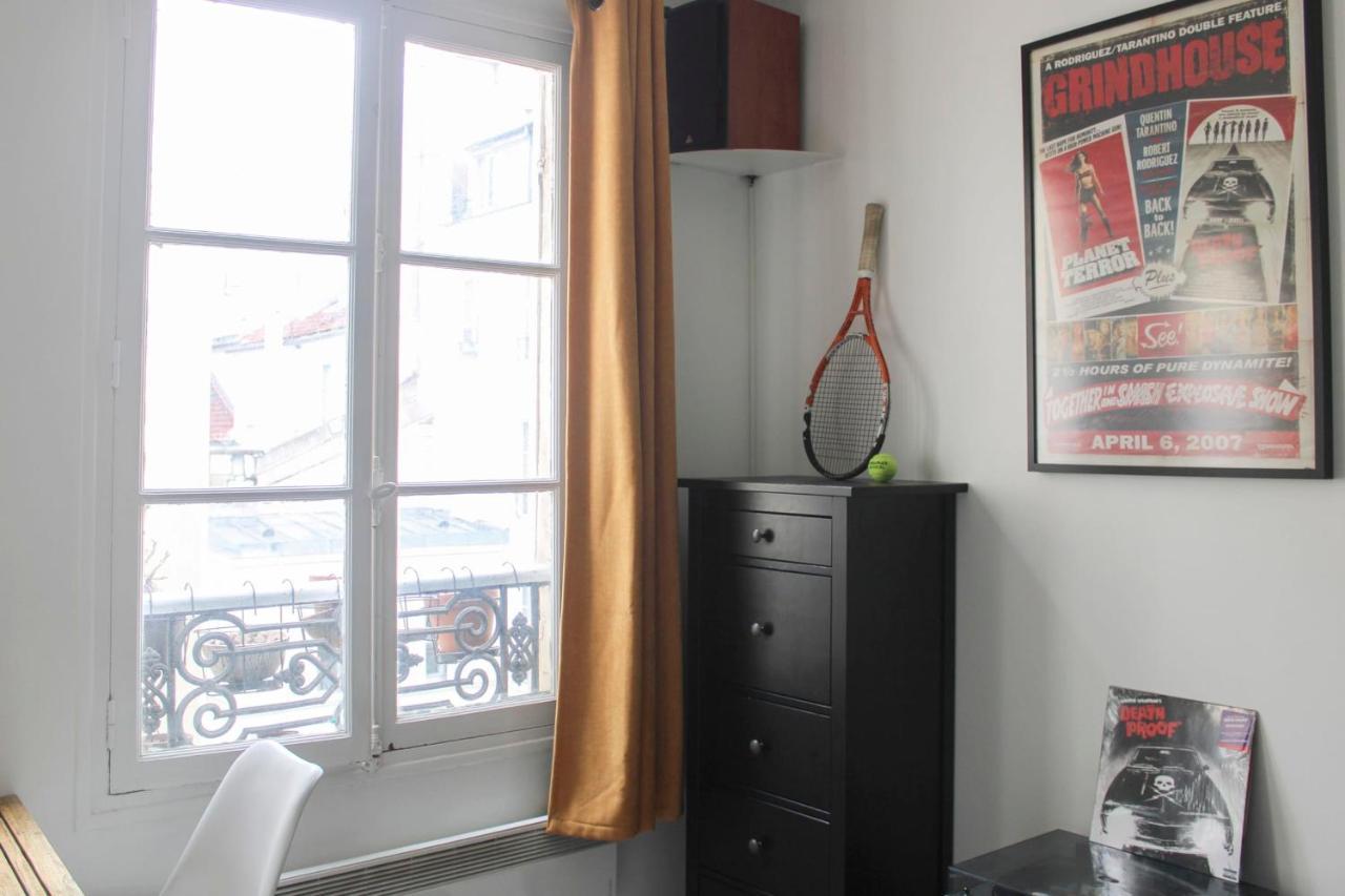 Apartment Charming Studio In The 8eme Paris