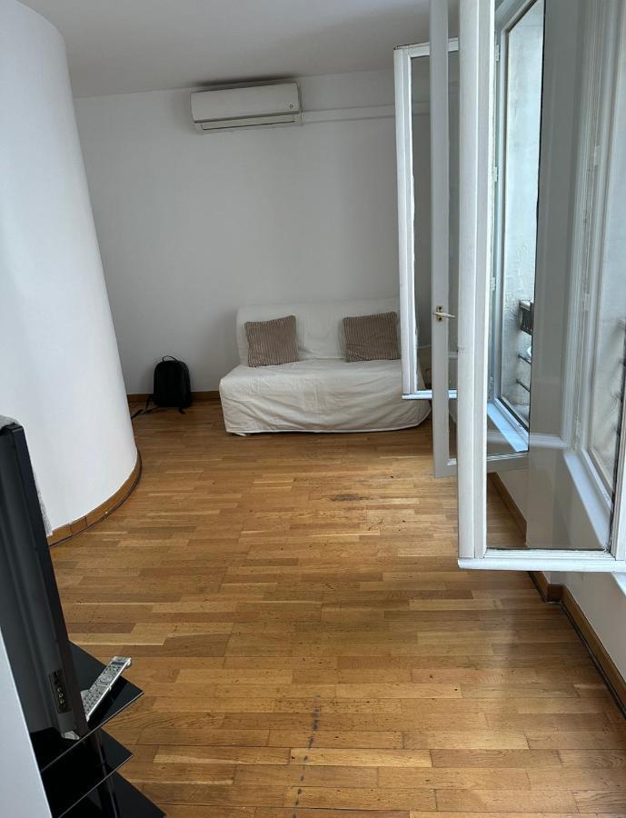 2 Pieces Champs-elysees Apartamento Paris