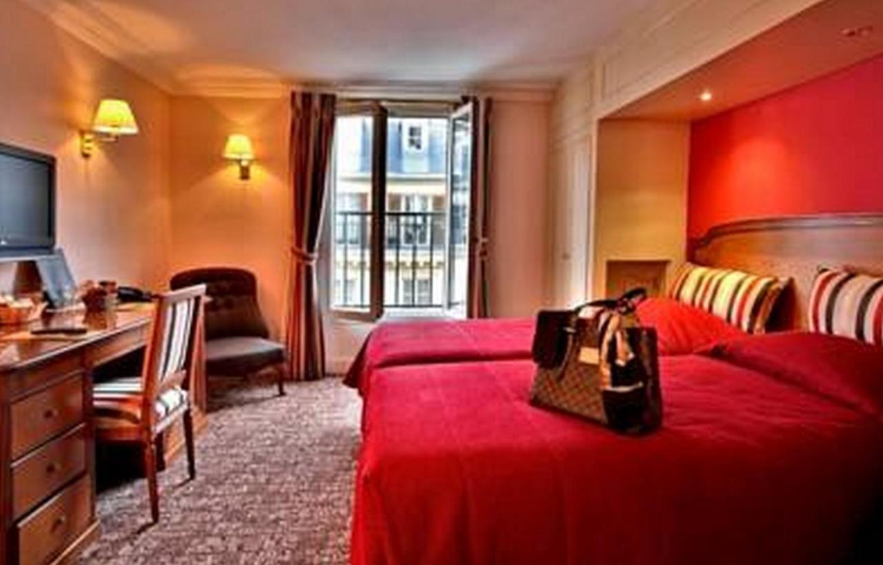 Hotel Queen Mary Opera 4*