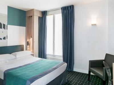Hotel A La Des Artistes 3*