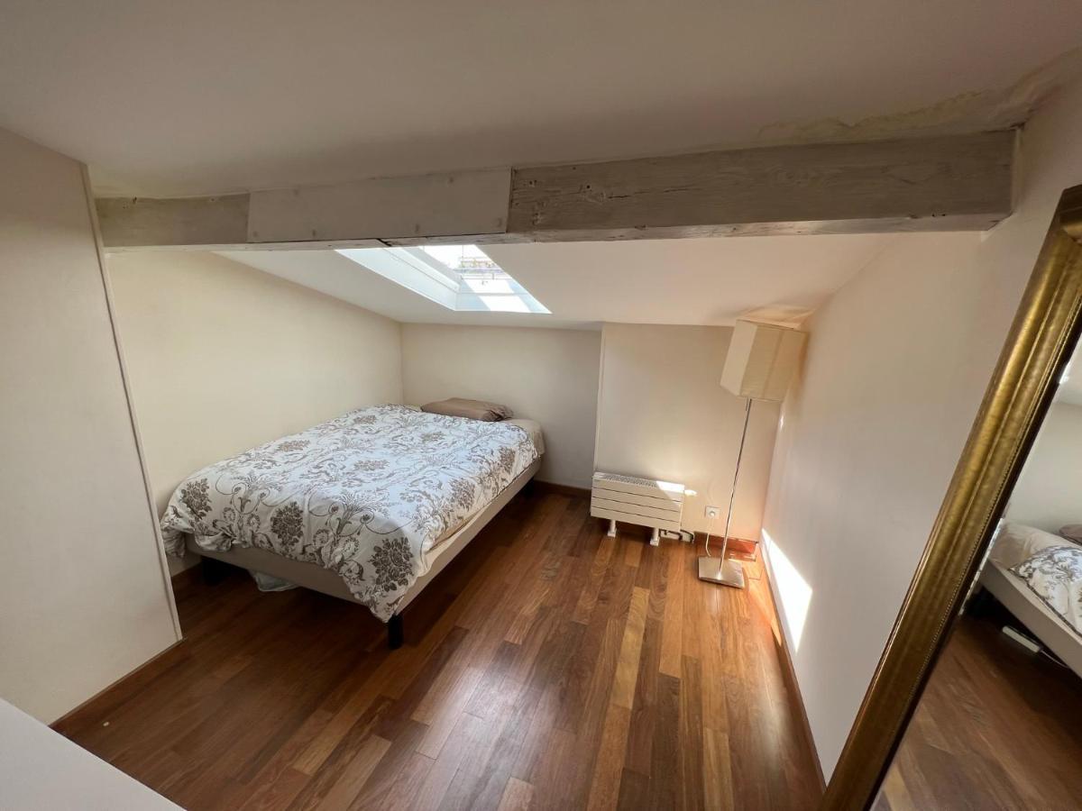 Duplex In Montmartre 4-5 Personnes Appartement