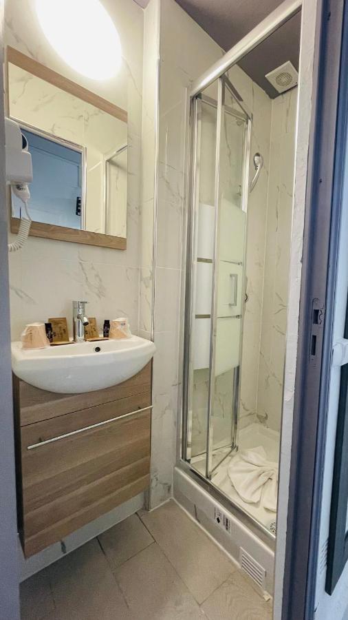 Hotel Louvain Paris