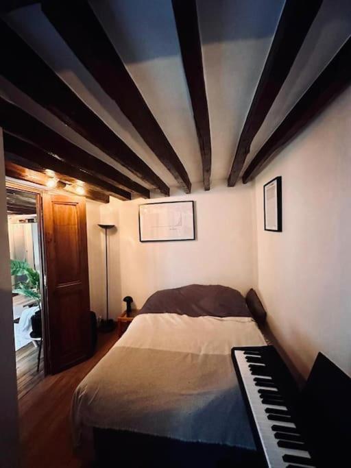 Apartamento Artist's Loft In Center Paris