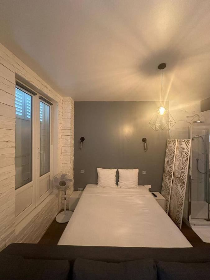 Super Location Meets Charming Studio -ecole Militaries Champ De Mars - 7th Arrondisment Appartement *