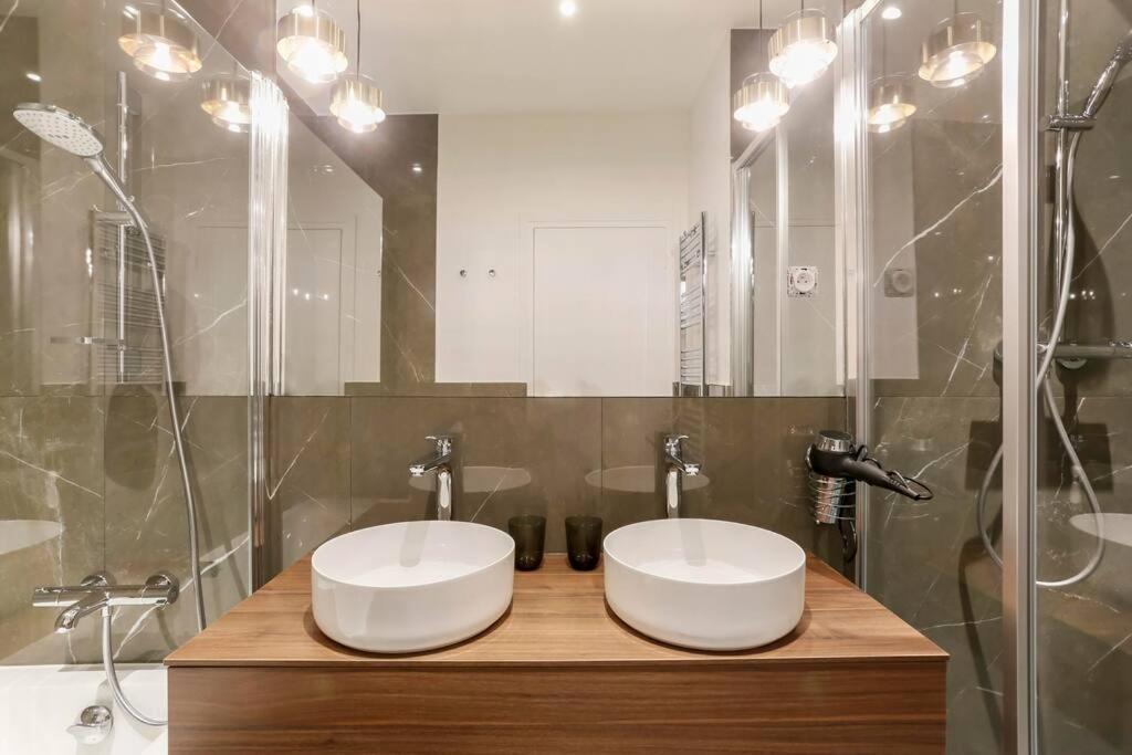 Modern 2 Bedrooms Near Louvre Apartamento