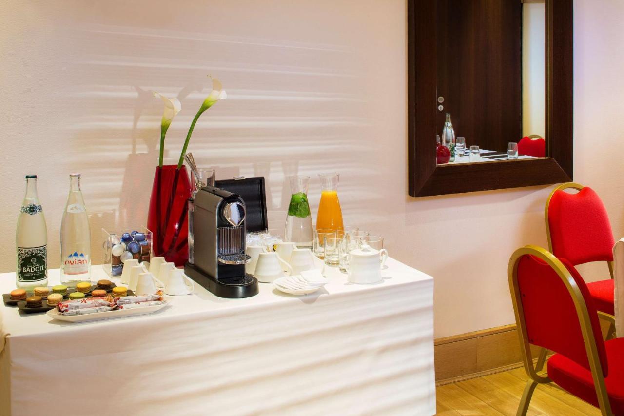 Hotel Radisson Blu Champs-elysées, Paris