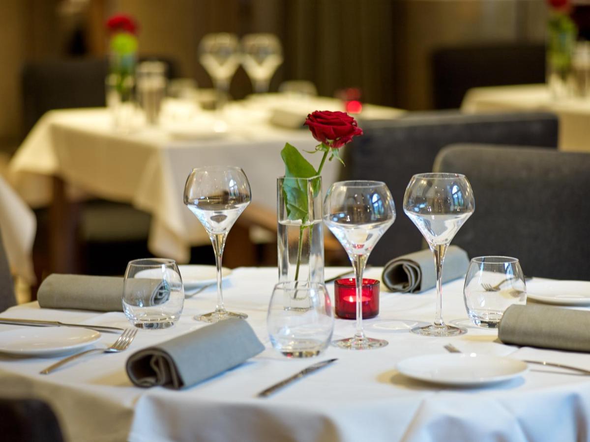 Hotel Radisson Blu Champs-elysées,