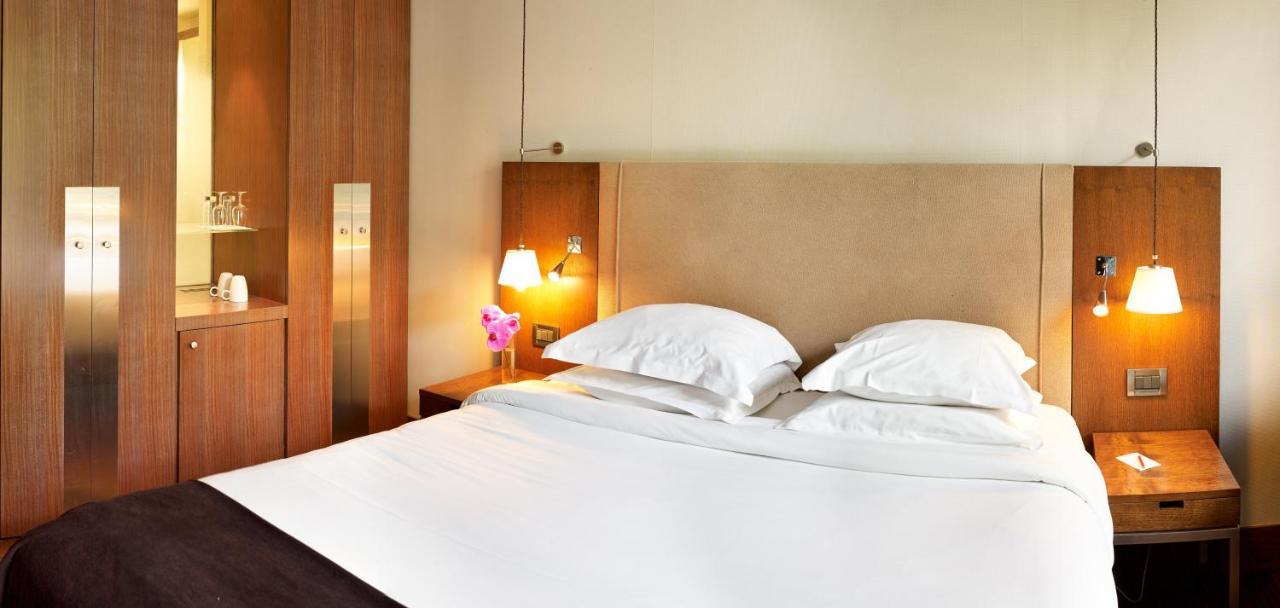 Radisson Blu Champs-elysées, Hotel Paris
