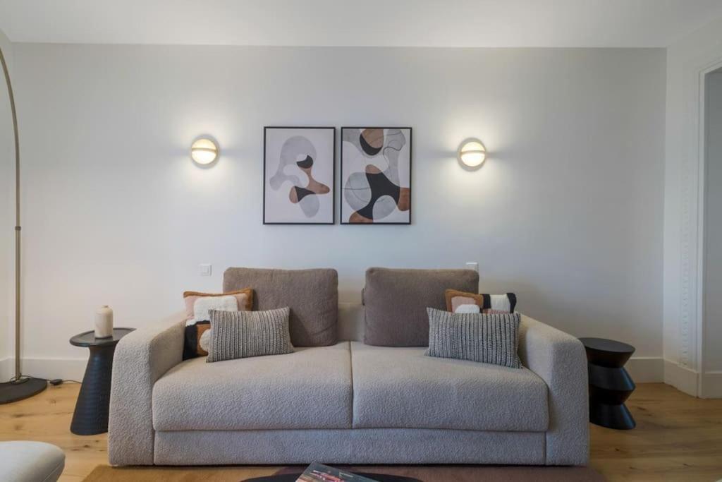 Amazingapartment #gallerieslafayette #madeleine#ac Apartment *