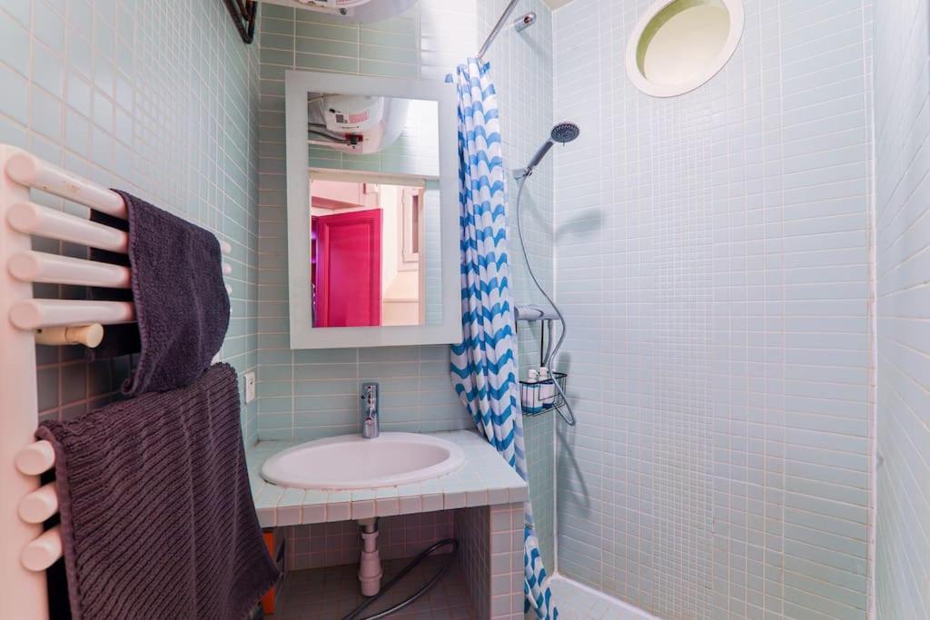 Apartment Studio Tour Eiffel Garibaldi Paris