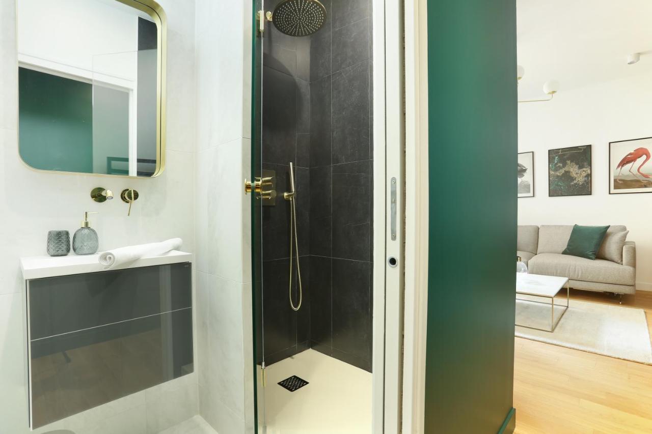Center Of By Prestige Paris