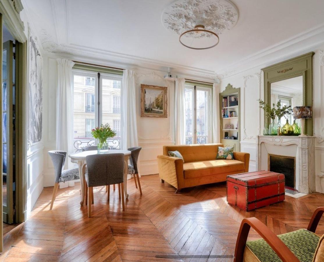 Haussmanien A Monceau Appartement