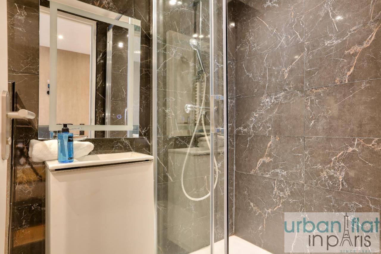 Apartment Urban Flat 128 - Art Rock 4bdr Flat Near Champs-elysees
