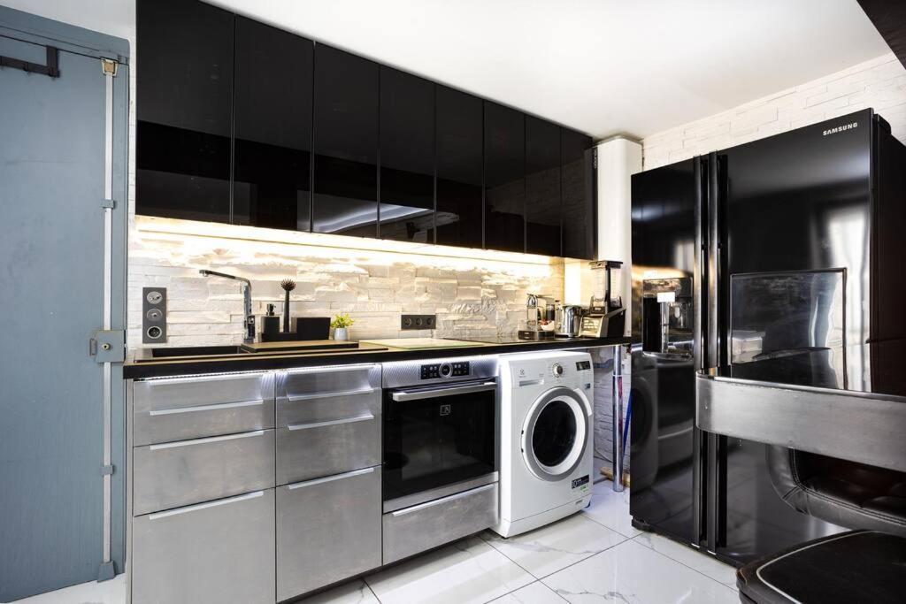 Modern Loft In Center! * Paris