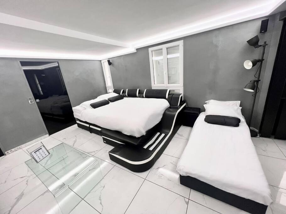 Apartment Modern Loft In Center! *