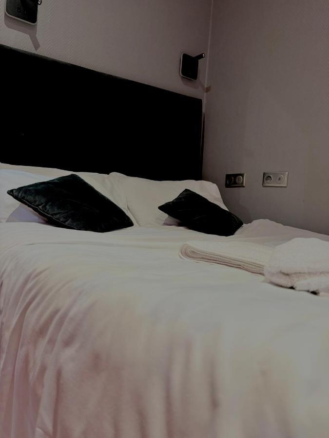 Hostel Peace &