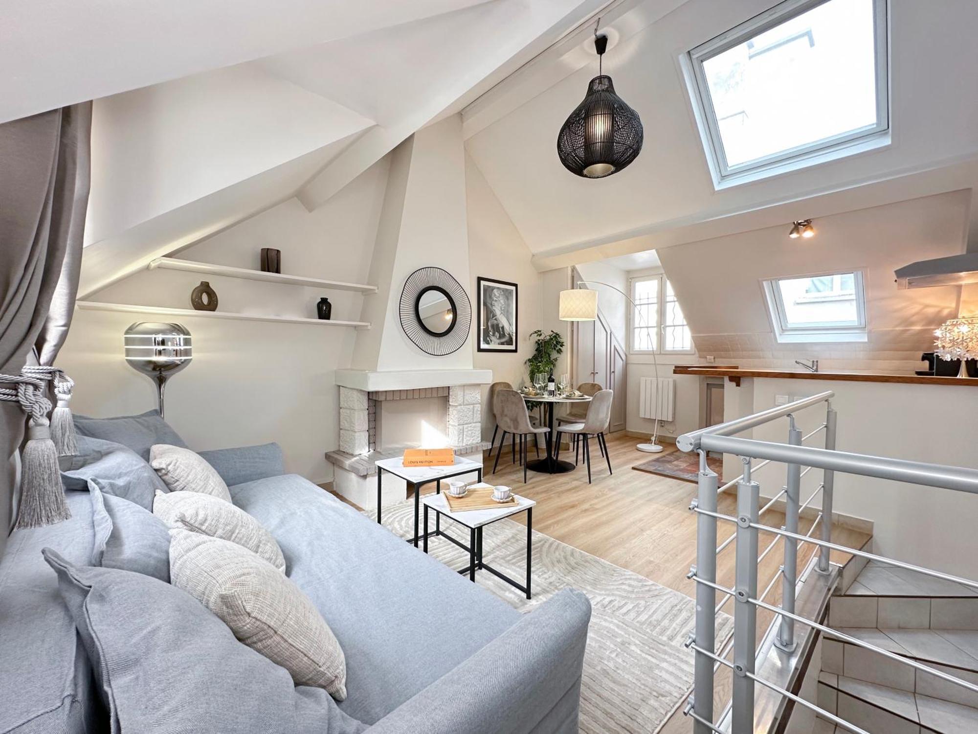 Unique & Beautiful Duplex In Saint-germain Apartment Paris