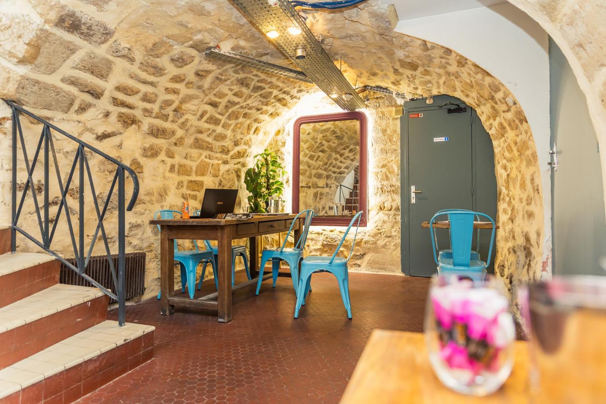 Young And Happy Latin Quarter By Hiphophostels Auberge de jeunesse Paris