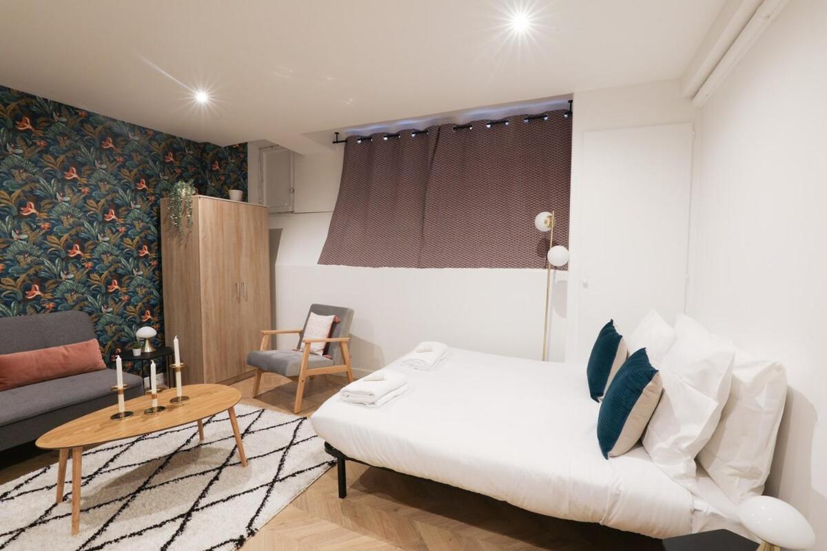 Proche De L'arc Triomphe -2p Apartamento *