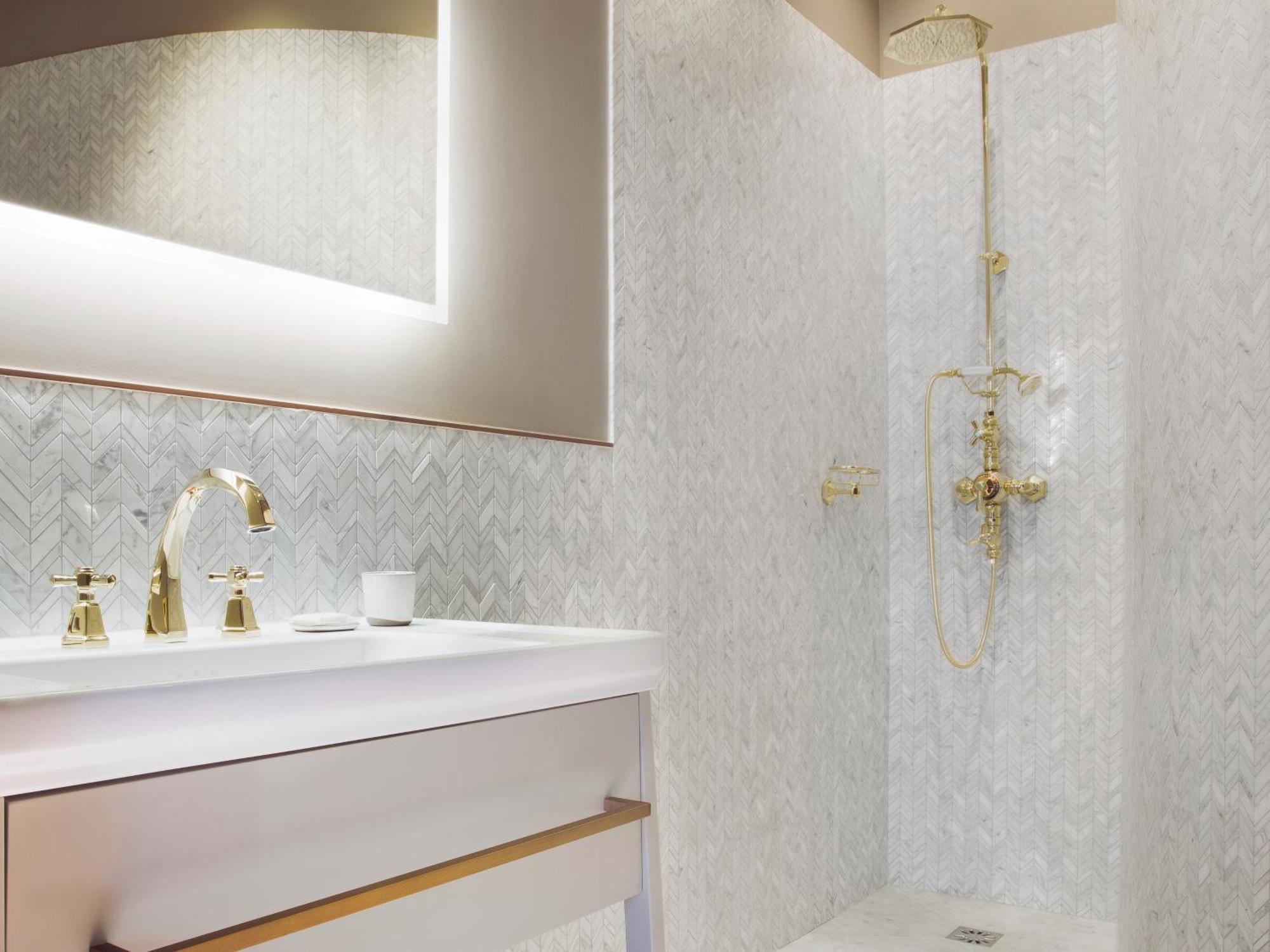 Maison Breguet 5*