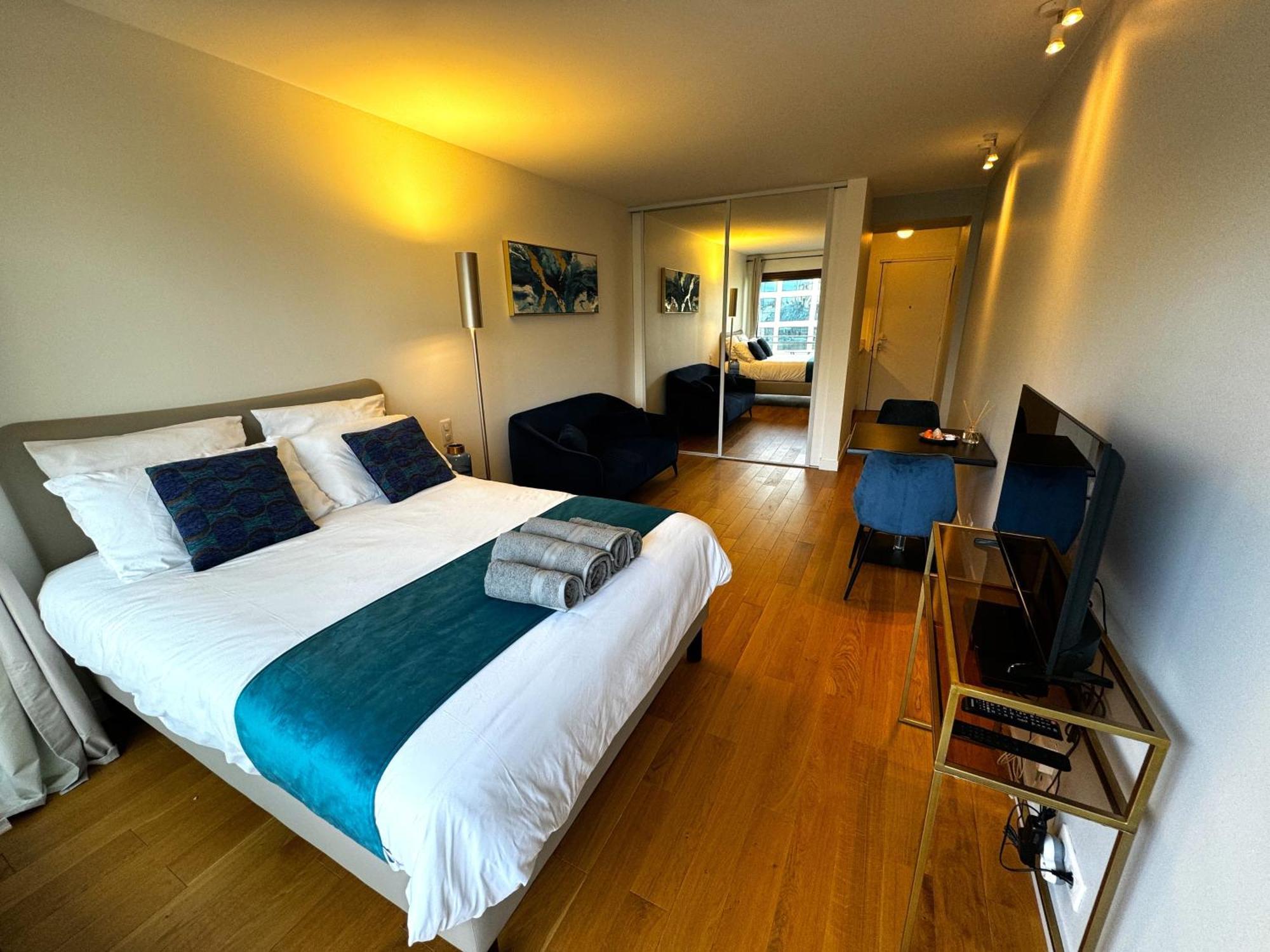 Apartamento Le Wagram - With Terrasse - Arc De Triomphe *