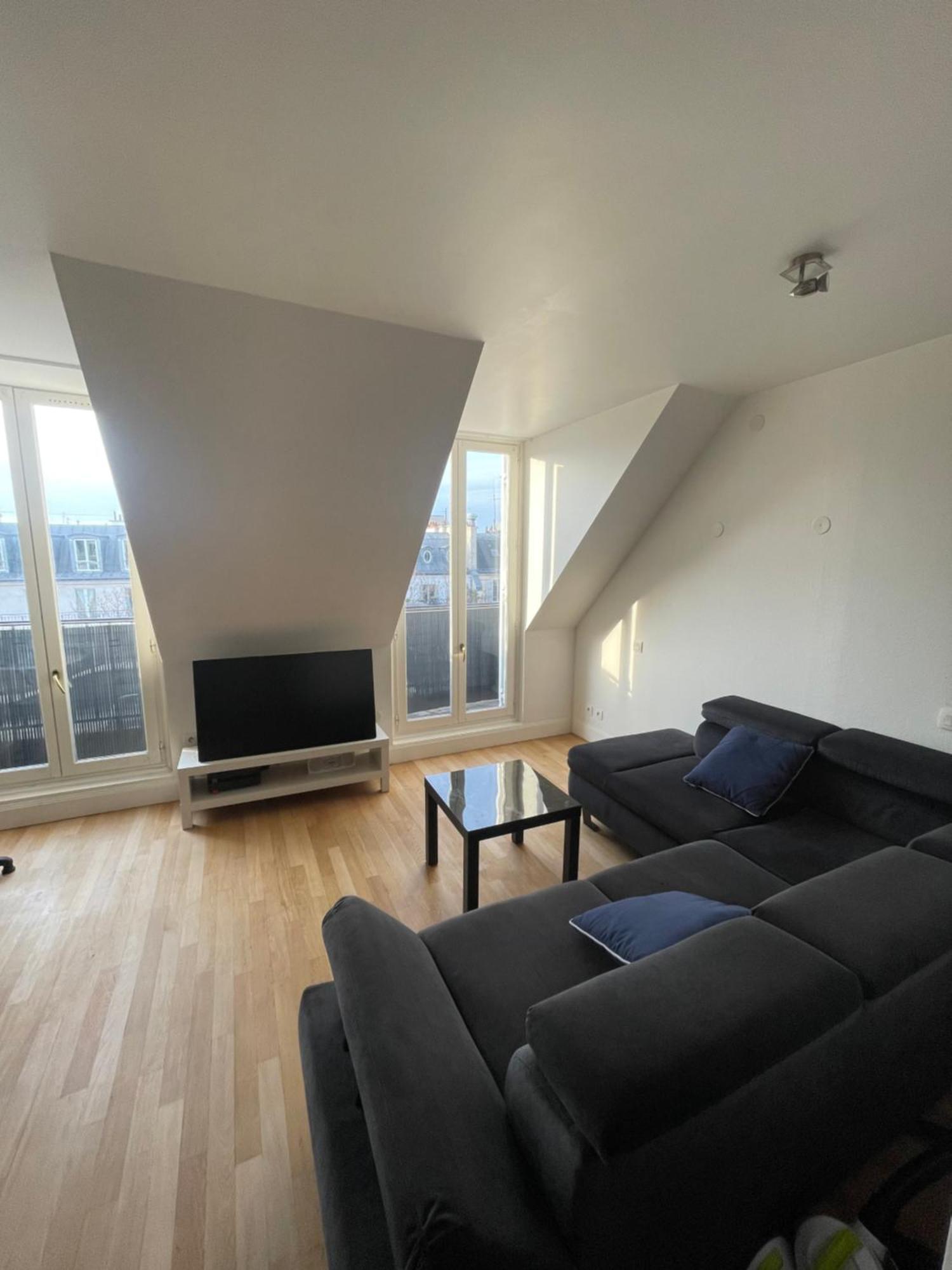 5e Arr Place Saint Michel Paris