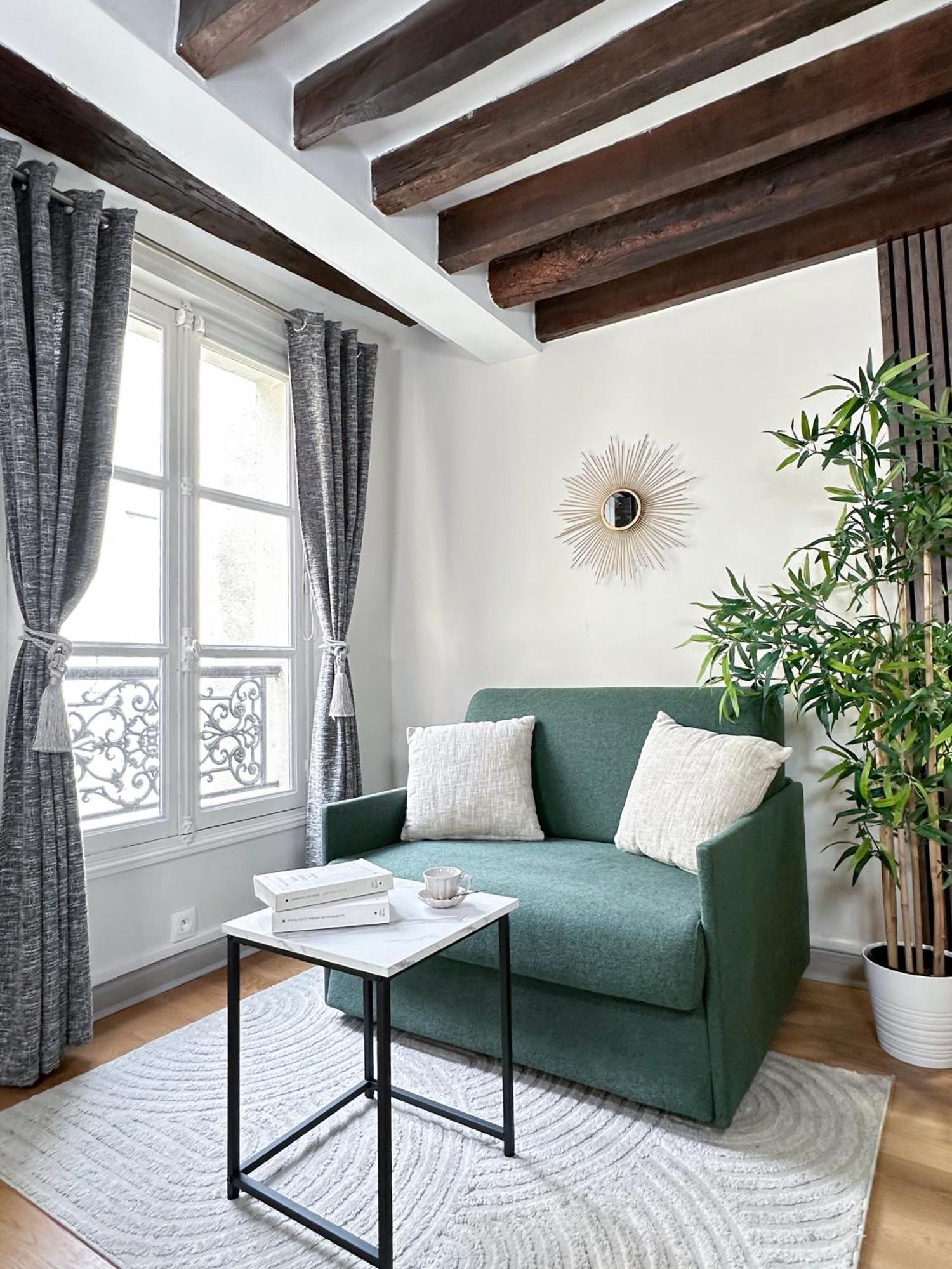 Unique & Beautiful Duplex In Saint-germain Apartment *