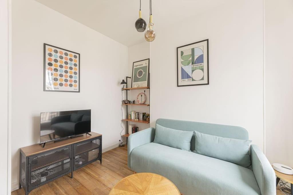 1 Bedroom # 14 # Alesia *