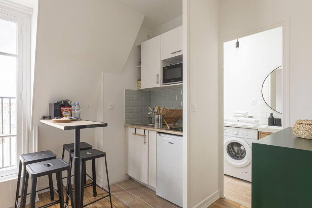 1 Bedroom # 14 # Alesia Appartement *