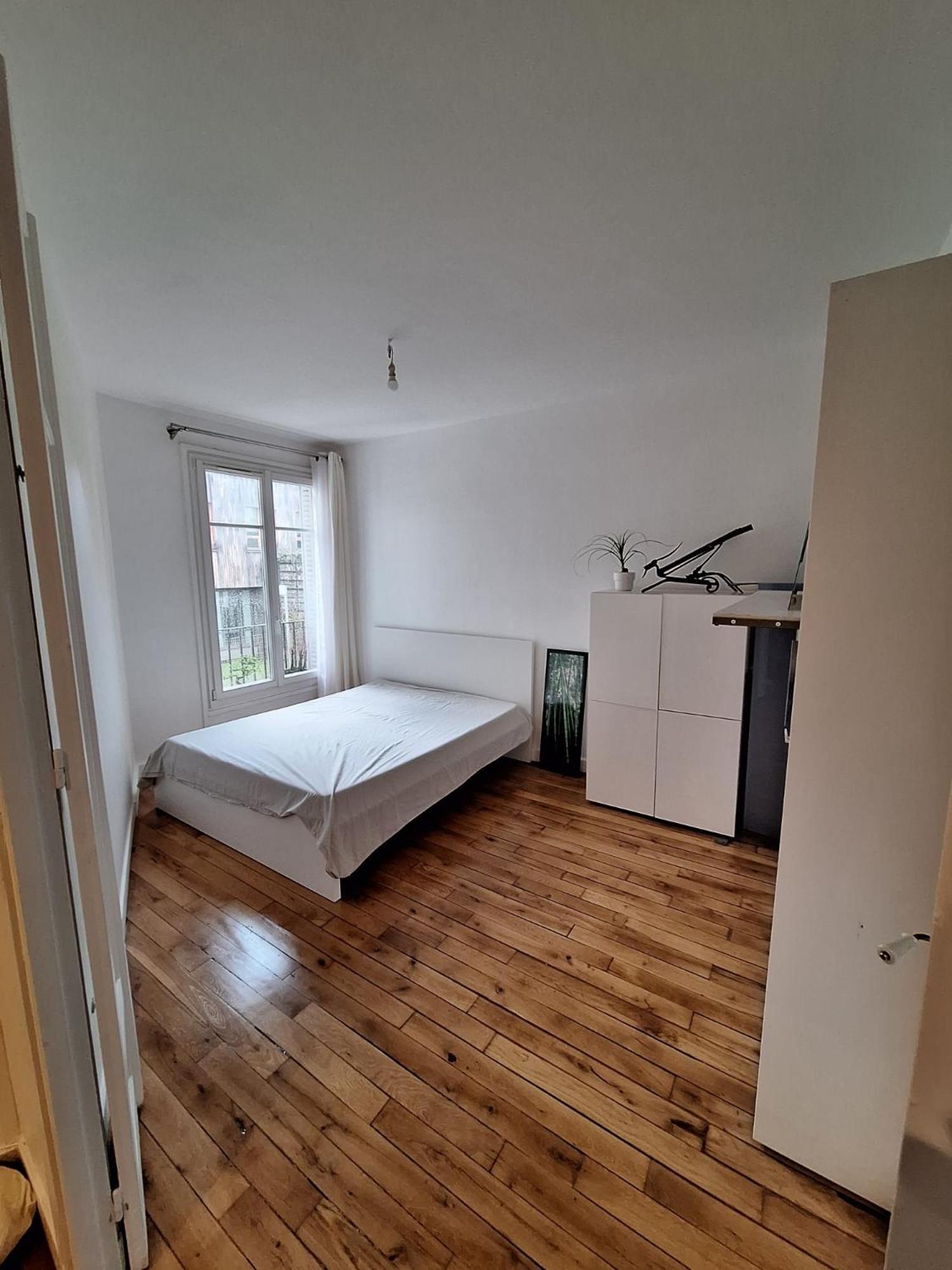 Read Well - Spare Double Bedroom In Cosy Close To Convention Center In 15th District Apartment Paris