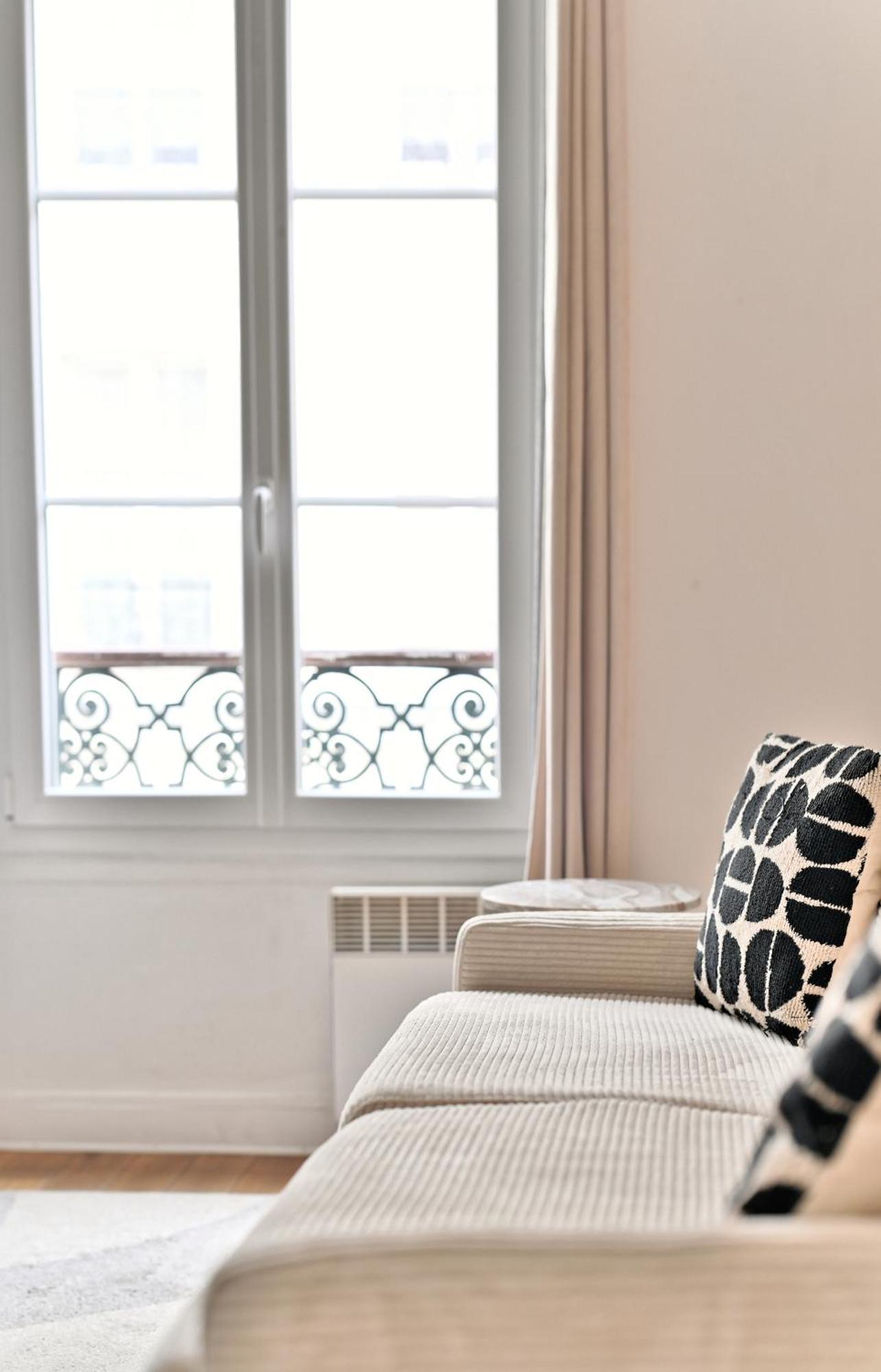 Apartment 2 Pieces #toureiffel #invalides *