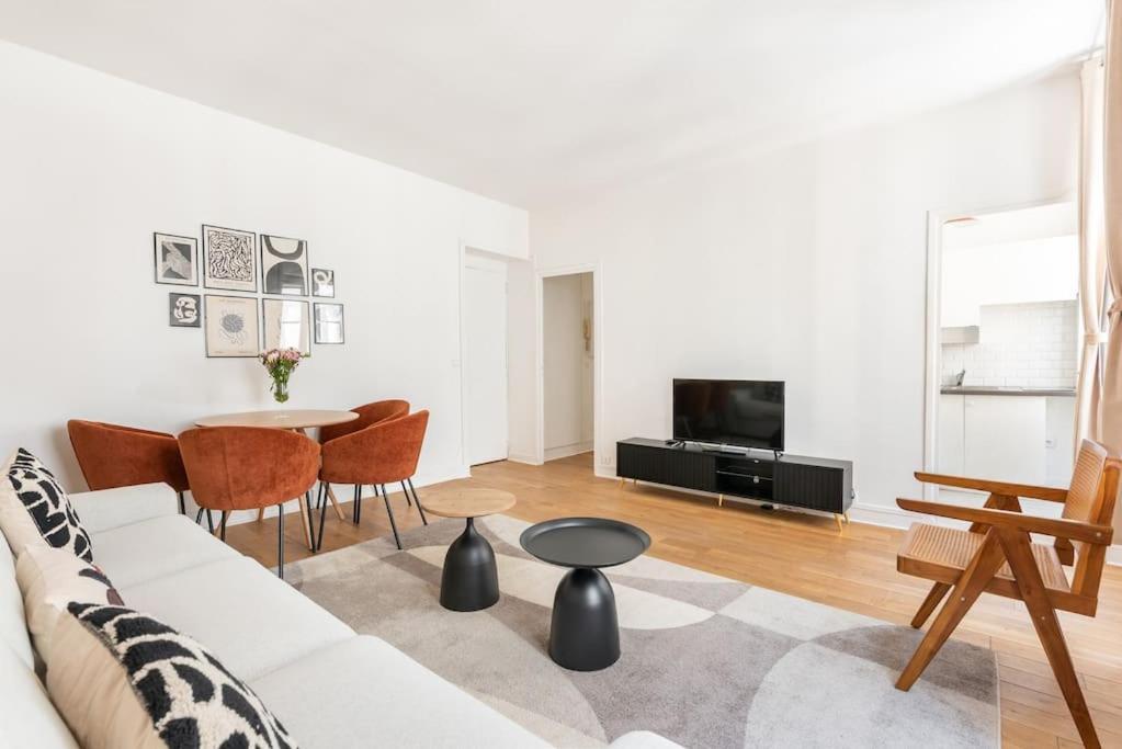 Apartment 2 Pieces #toureiffel #invalides *