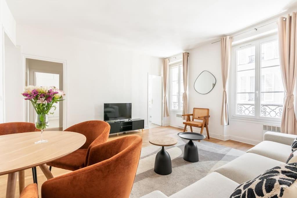 Apartment 2 Pieces #toureiffel #invalides Paris